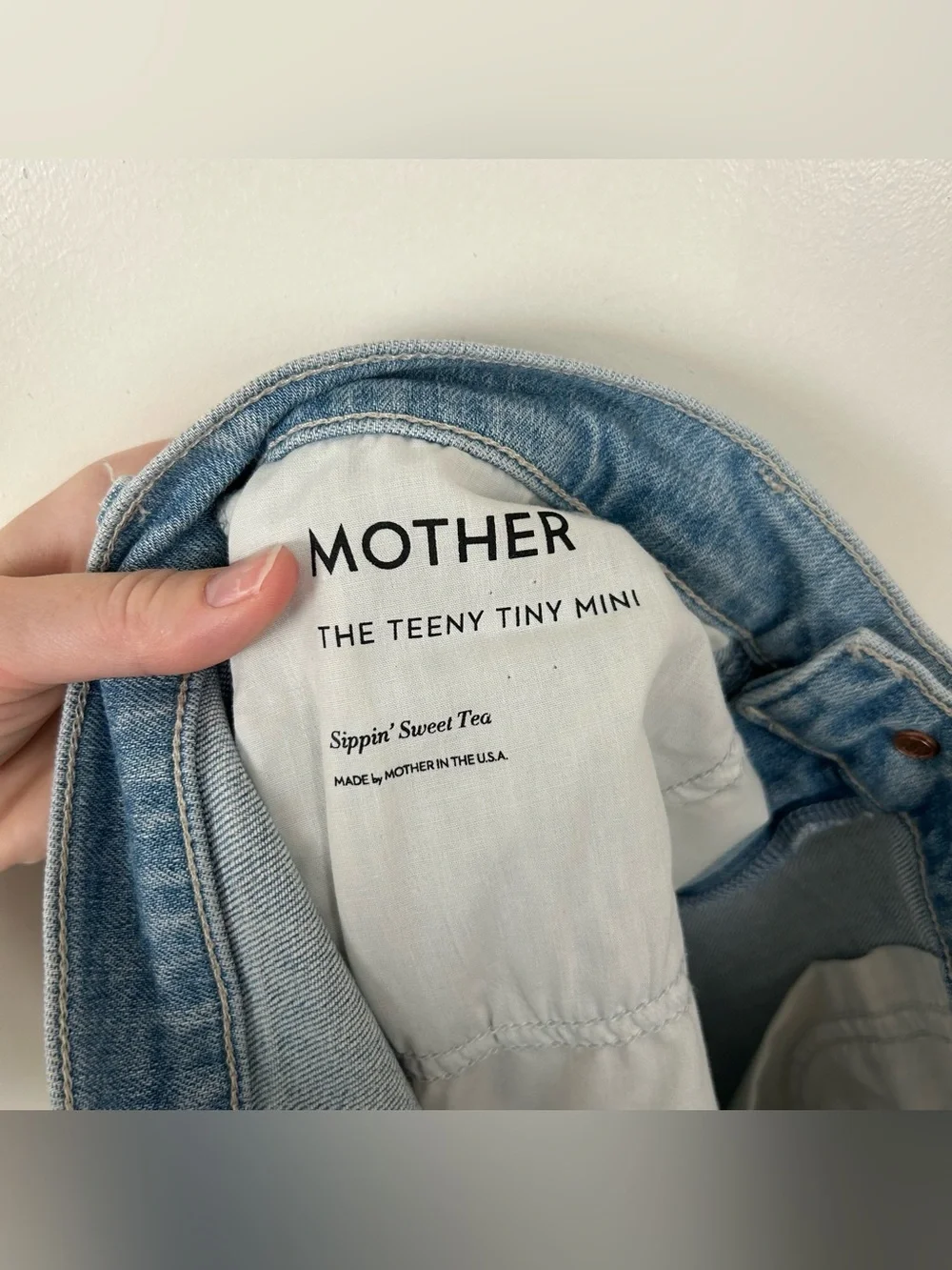 MOTHER The Teeny Tiny Mini Skirt in Sippin' Sweet Tea Size 24